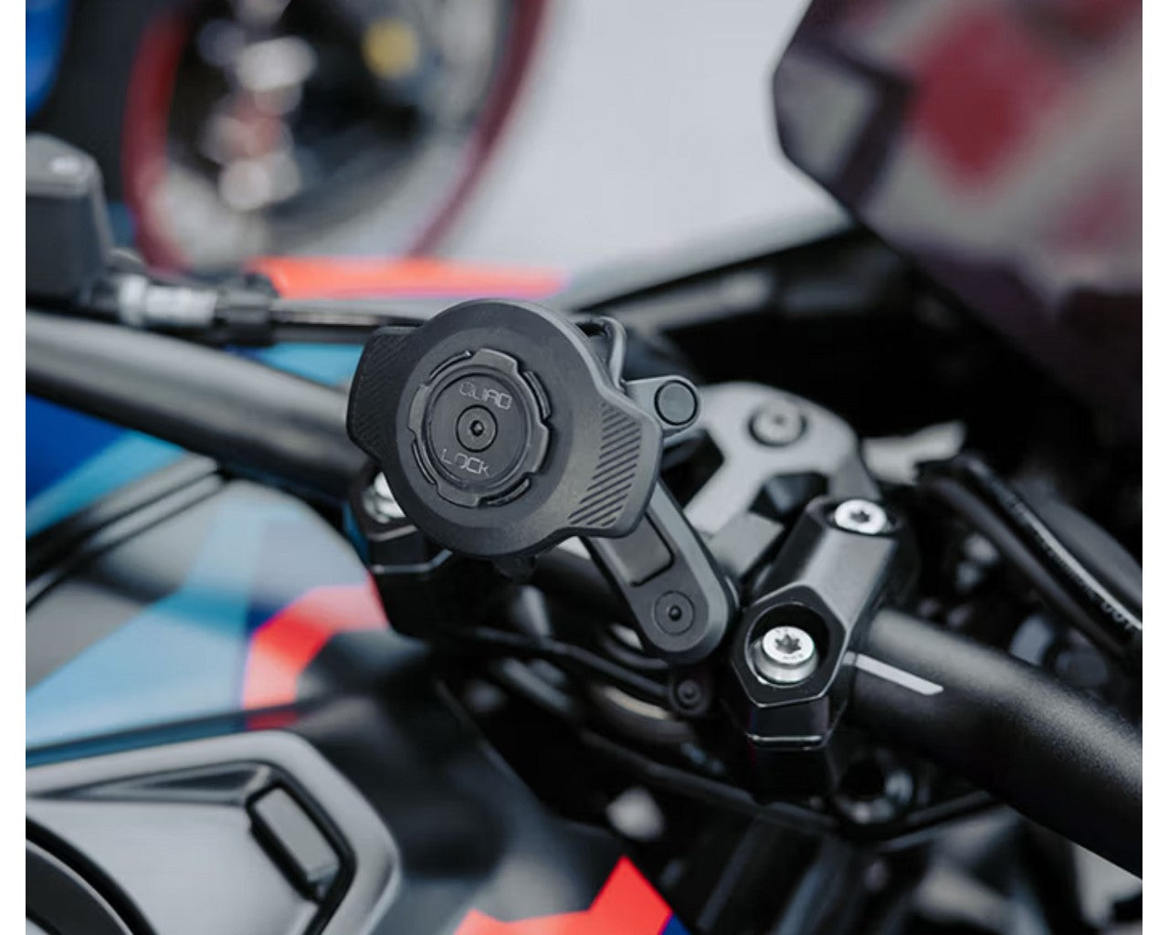 Quad Lock Waterproof Wireless Charging Head USB QHL-WP-WCH