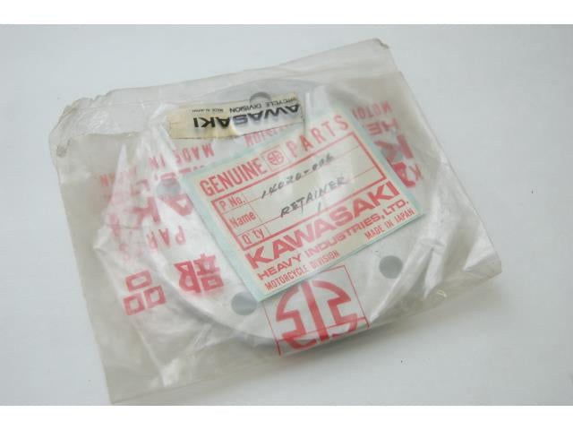 Kawasaki OEM NOS Crankcase Engine Oil Seal Retainer Plate Holder