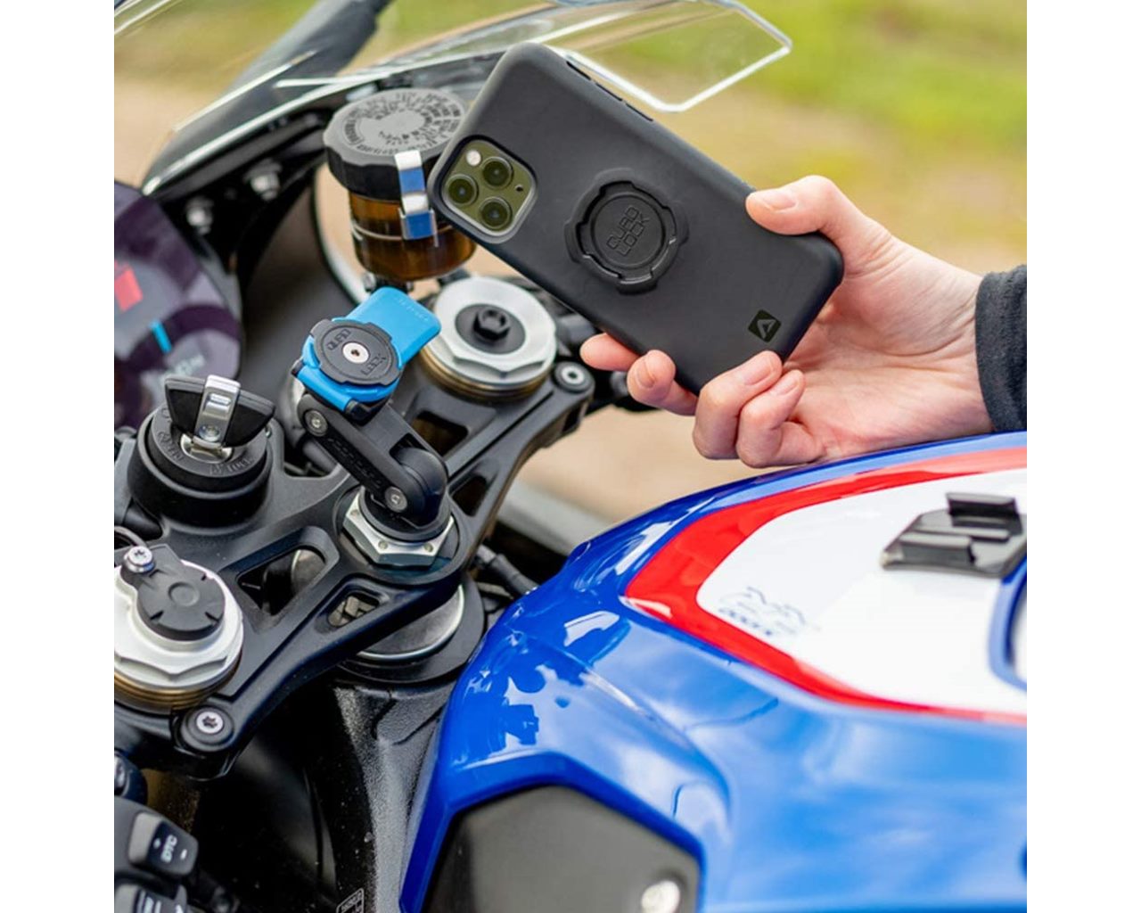 Quad Lock Motorcycle Fork Stem Mount Fits tube sizes from 12.7mm to 24mm 230975