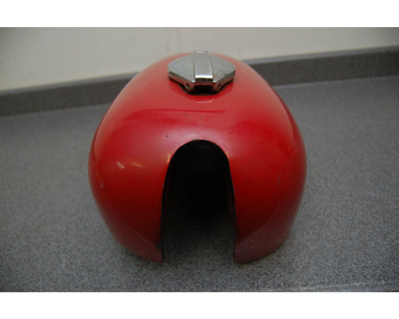 Ducati OEM Red Gas Tank 350 Monza 350GASTANKRED Used