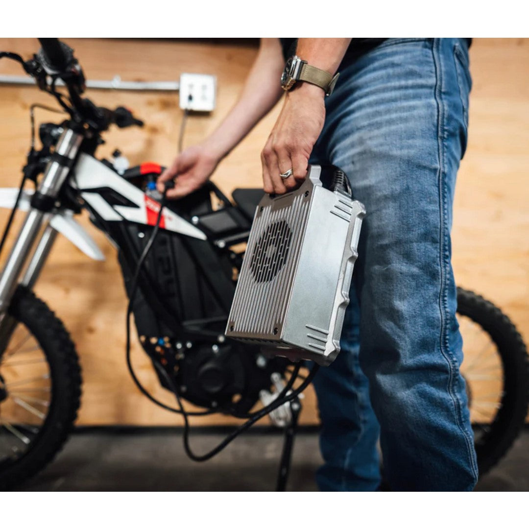 ZERO Motorcycles 1200 Watt Fast Charger XB XE 10002987-01