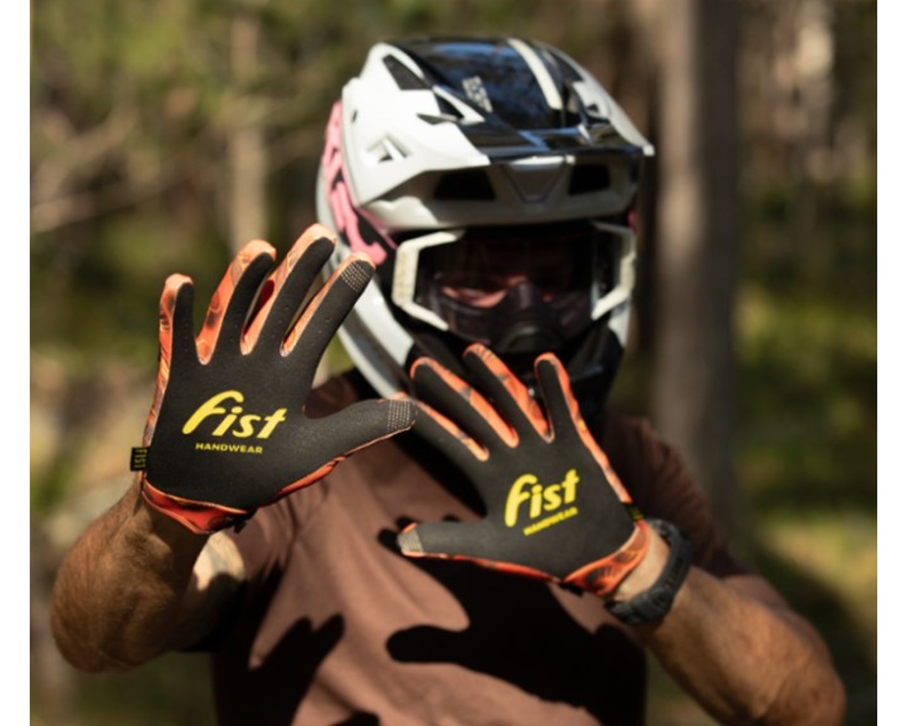 Fist Strapped 100% Nuts Gloves  F-GS-01762 Peanutbutter Cup 